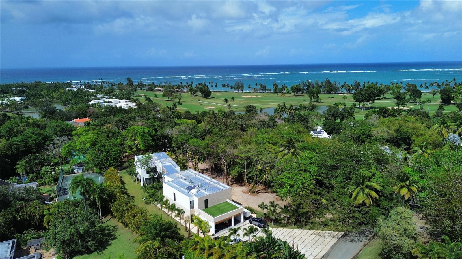 Single Family Residence em DORADO, PR - Daniel Dourado