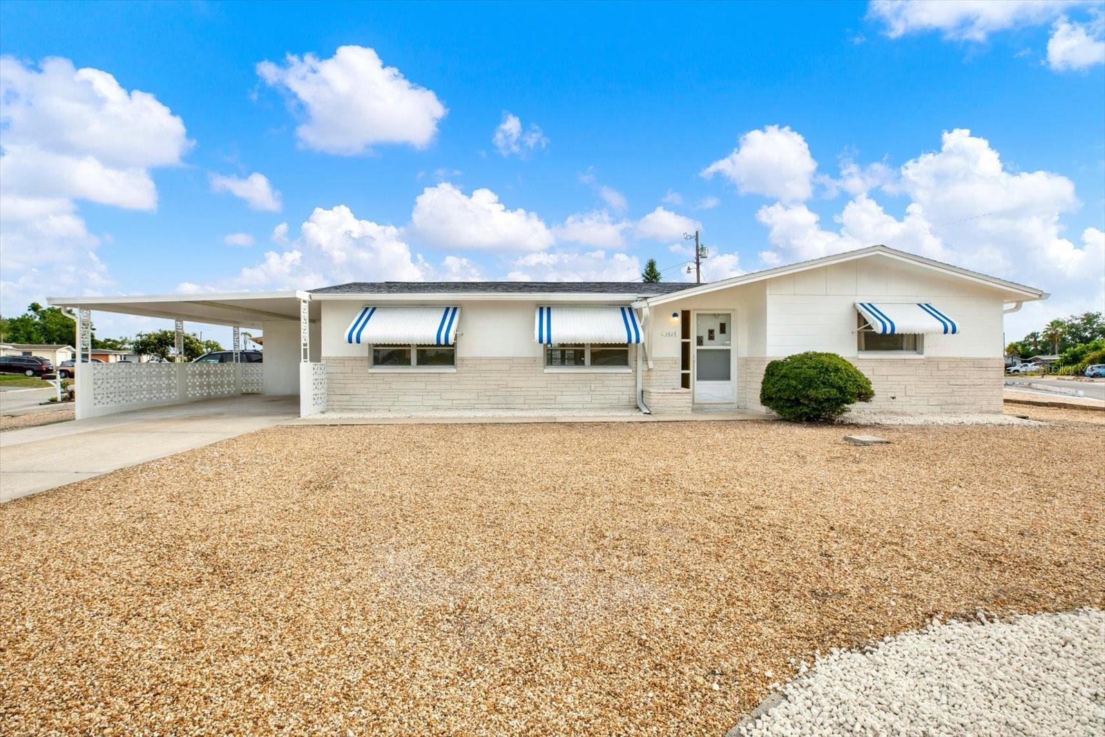 Single Family Residence em HOLIDAY, FL - Daniel Dourado