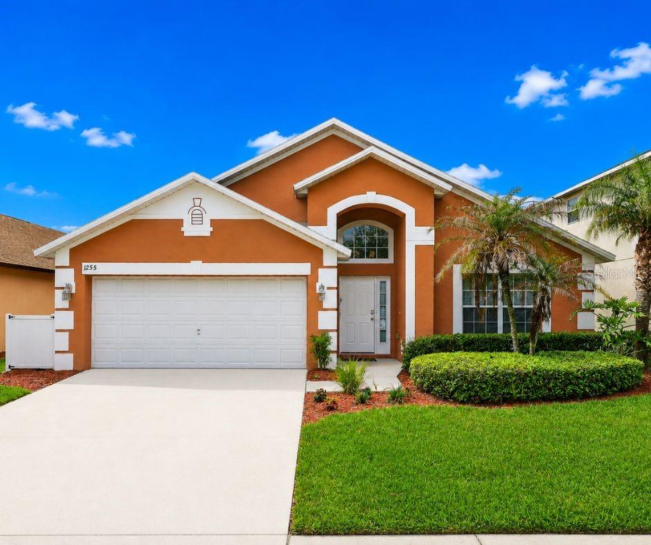 Single Family Residence in KISSIMMEE, FL - Daniel Dourado