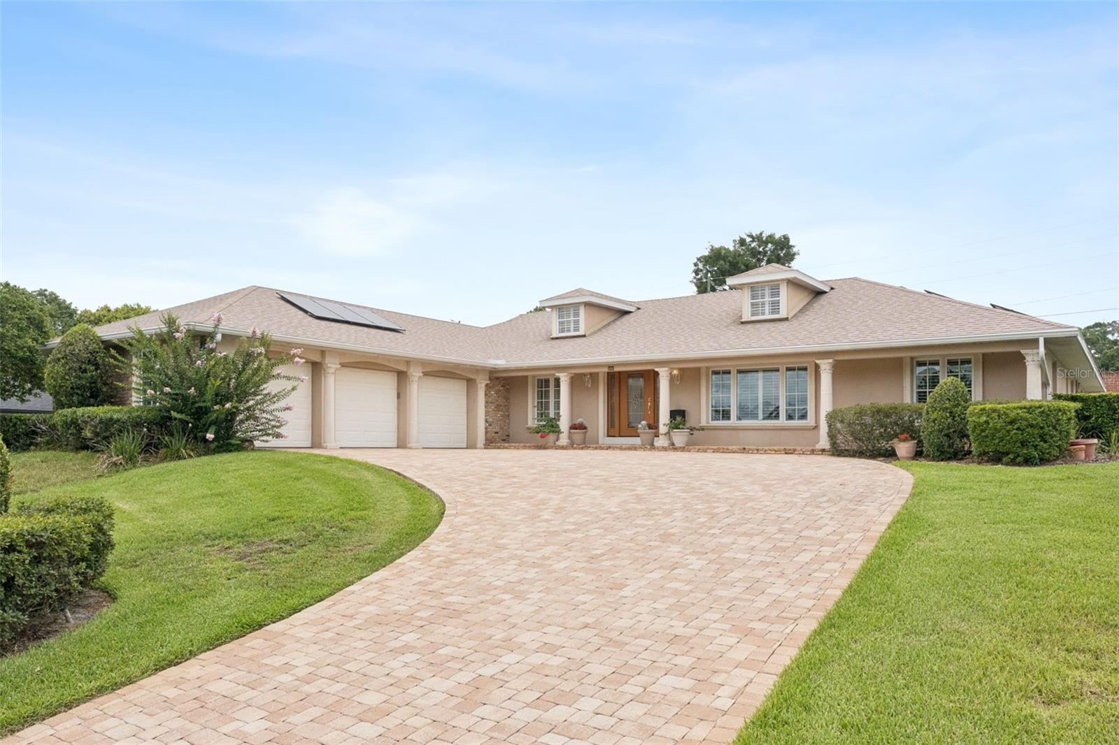 Single Family Residence in ALTAMONTE SPRINGS, FL - Daniel Dourado