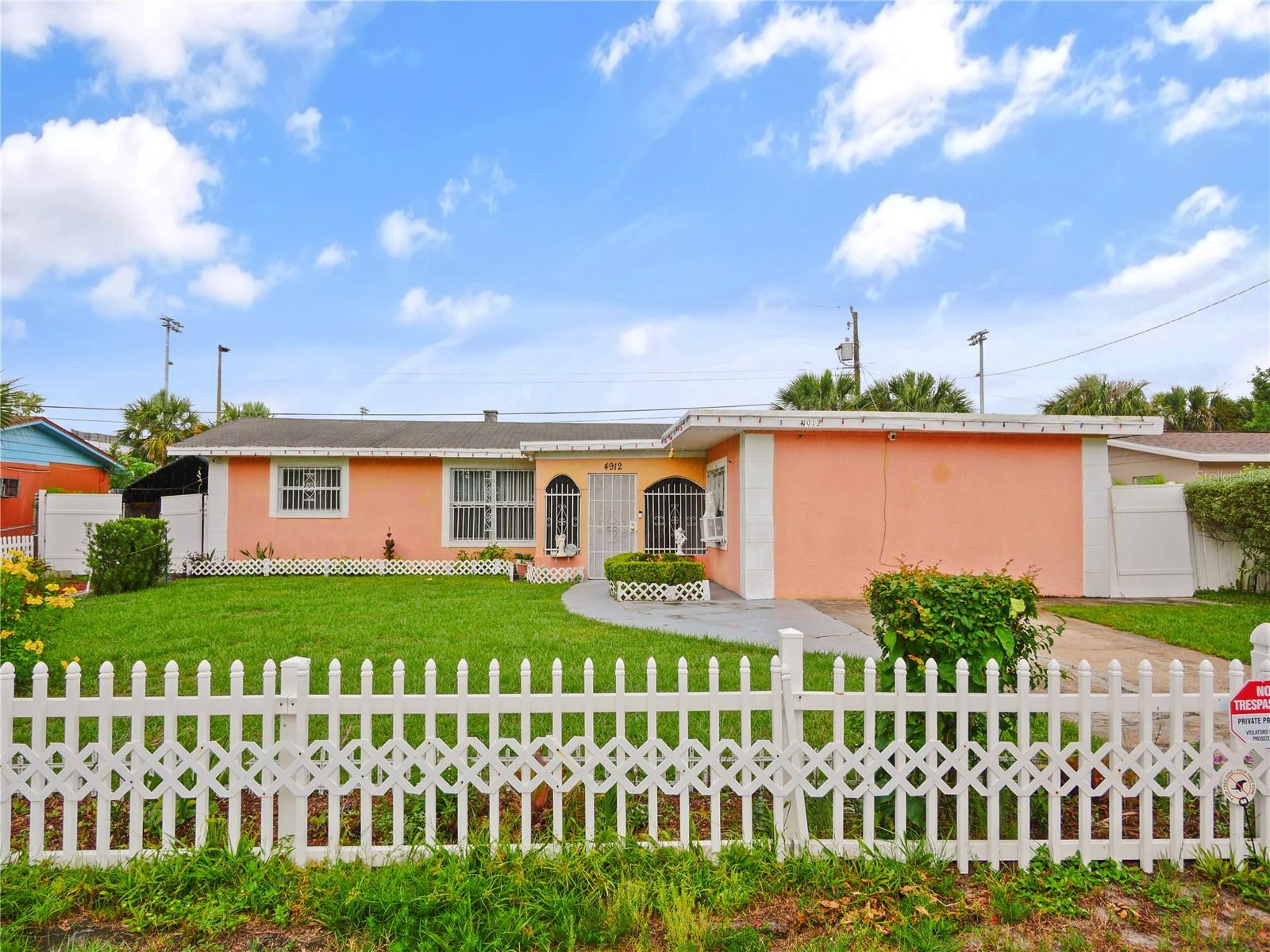 Single Family Residence em ORLANDO, FL - Daniel Dourado