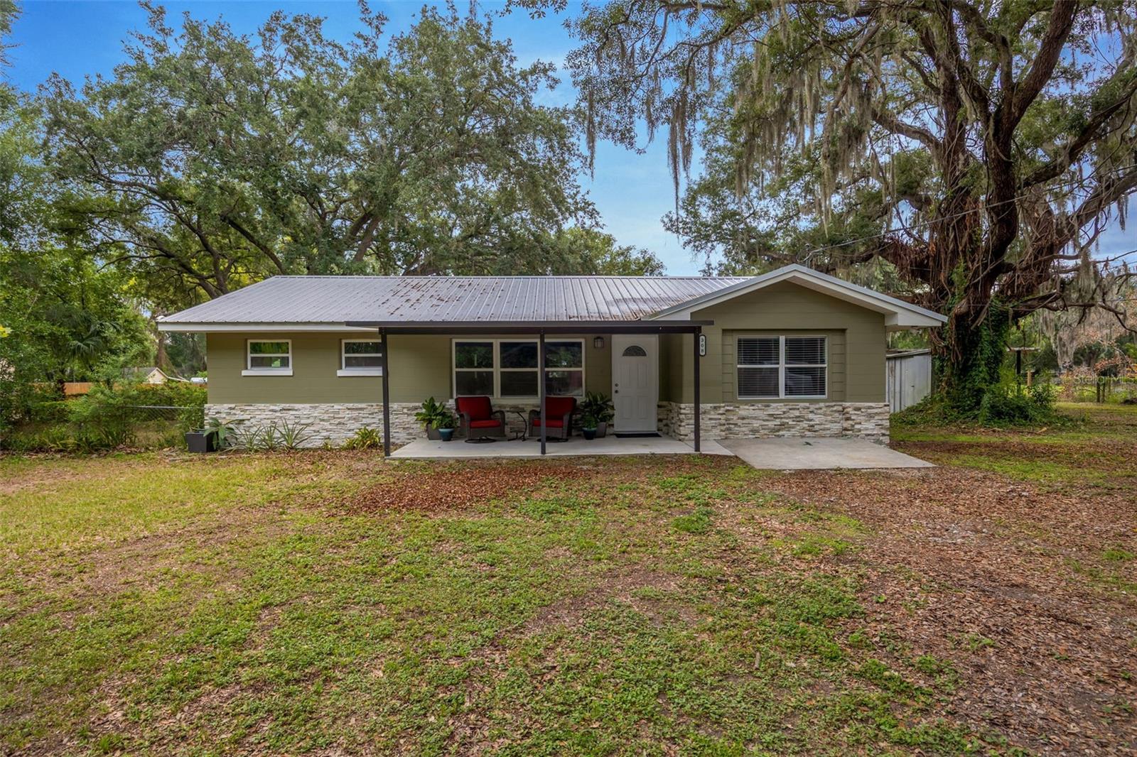 Single Family Residence em SEFFNER, FL - Daniel Dourado