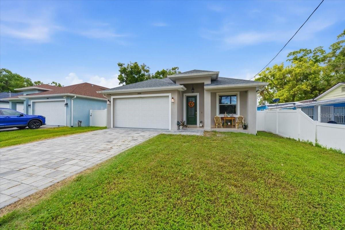 Single Family Residence in TAMPA, FL - Daniel Dourado