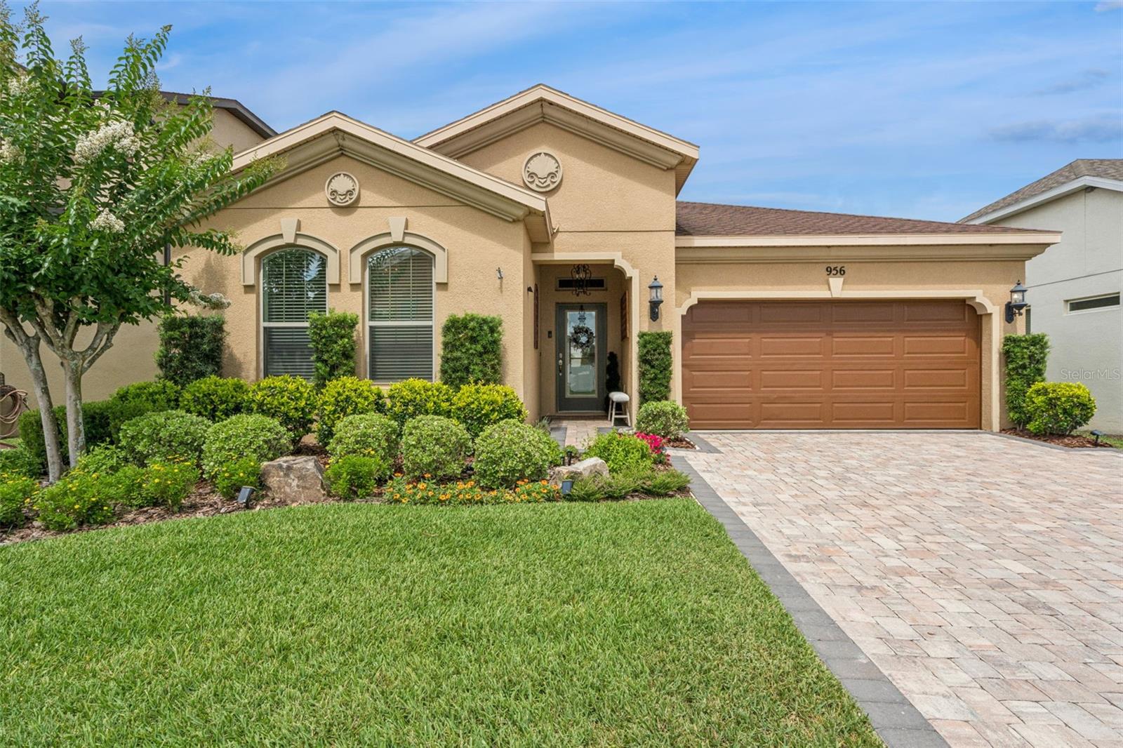 Single Family Residence in MINNEOLA, FL - Daniel Dourado