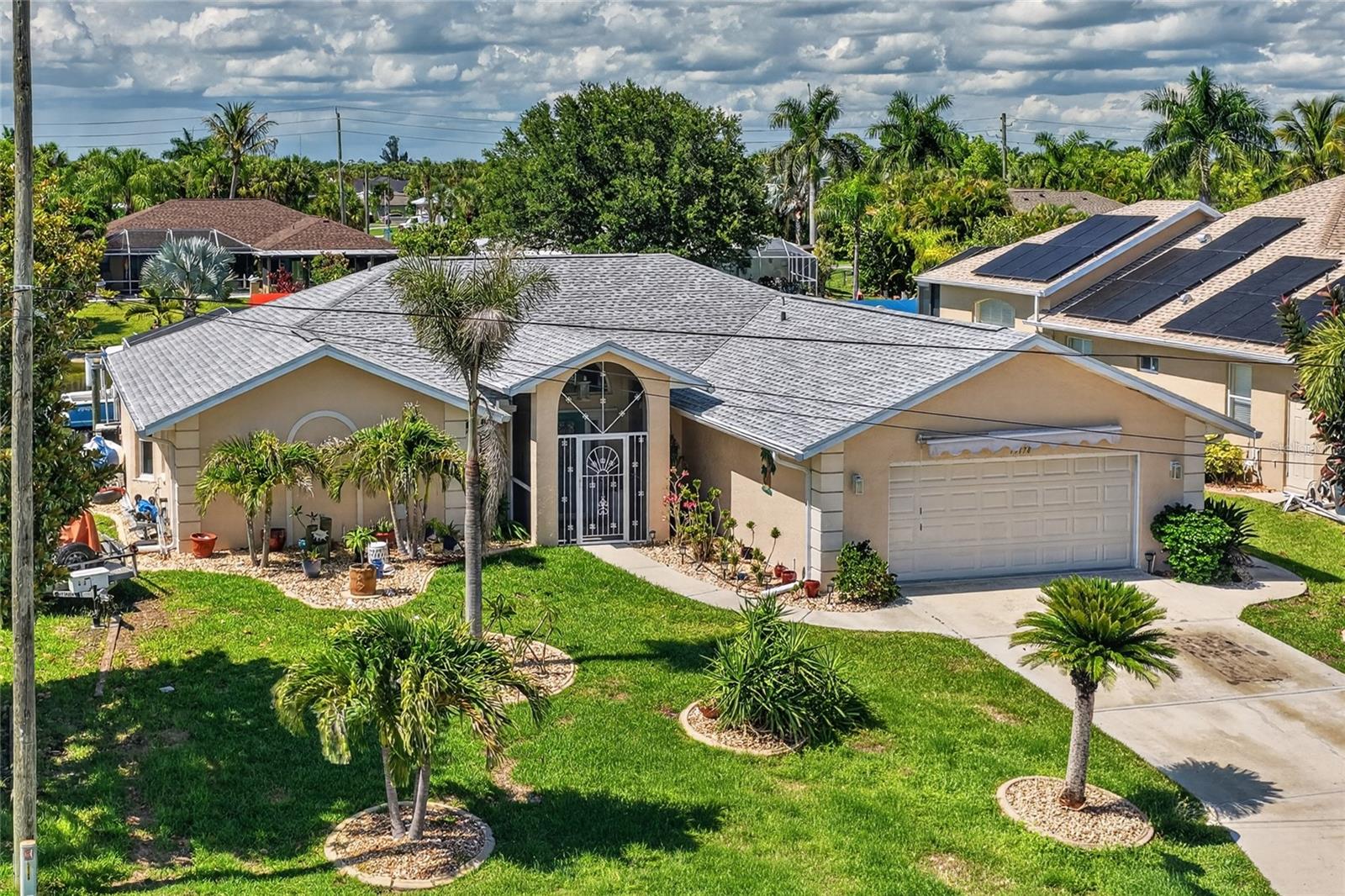 Single Family Residence in PORT CHARLOTTE, FL - Daniel Dourado