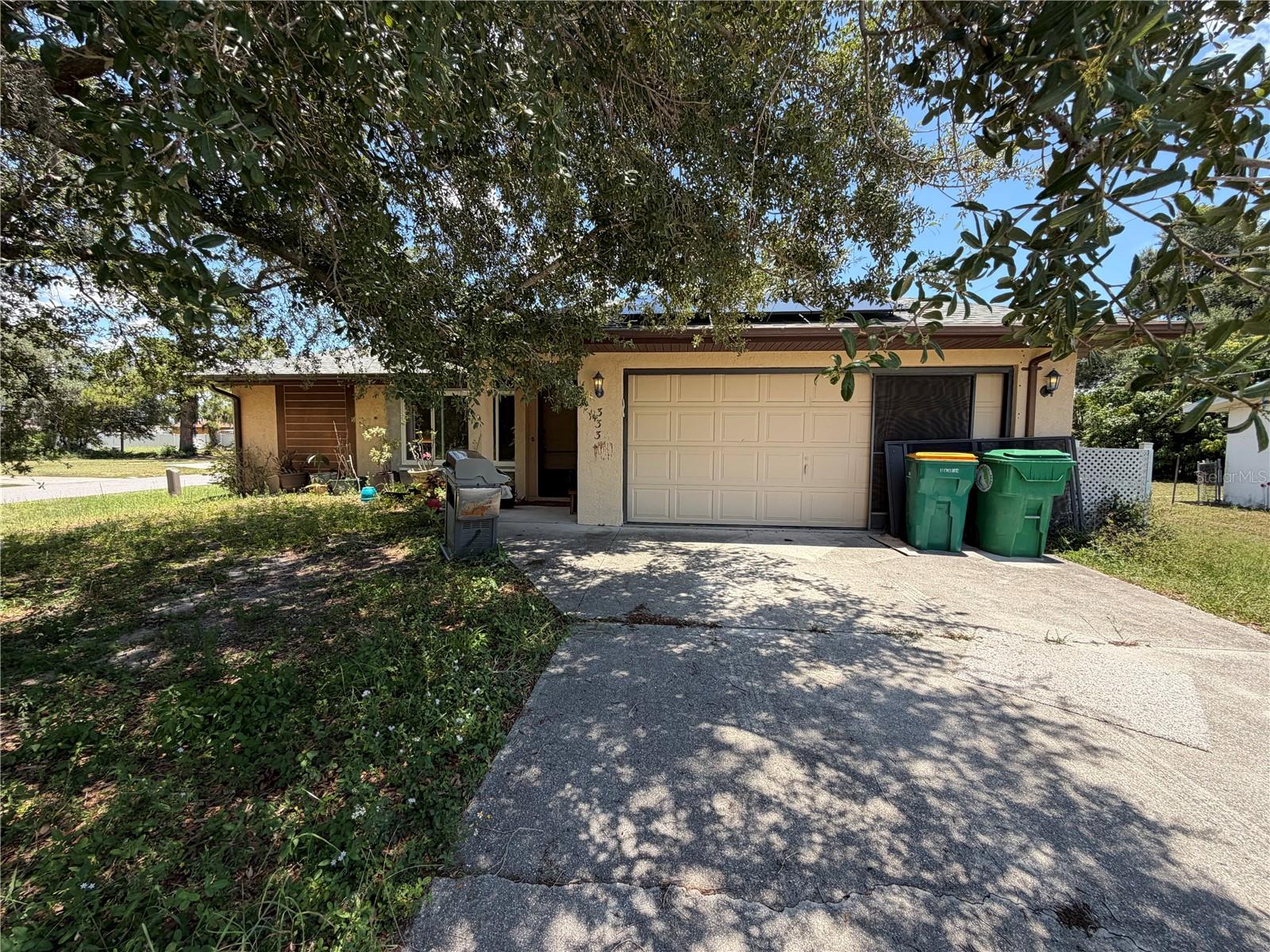 Single Family Residence in PORT CHARLOTTE, FL - Daniel Dourado