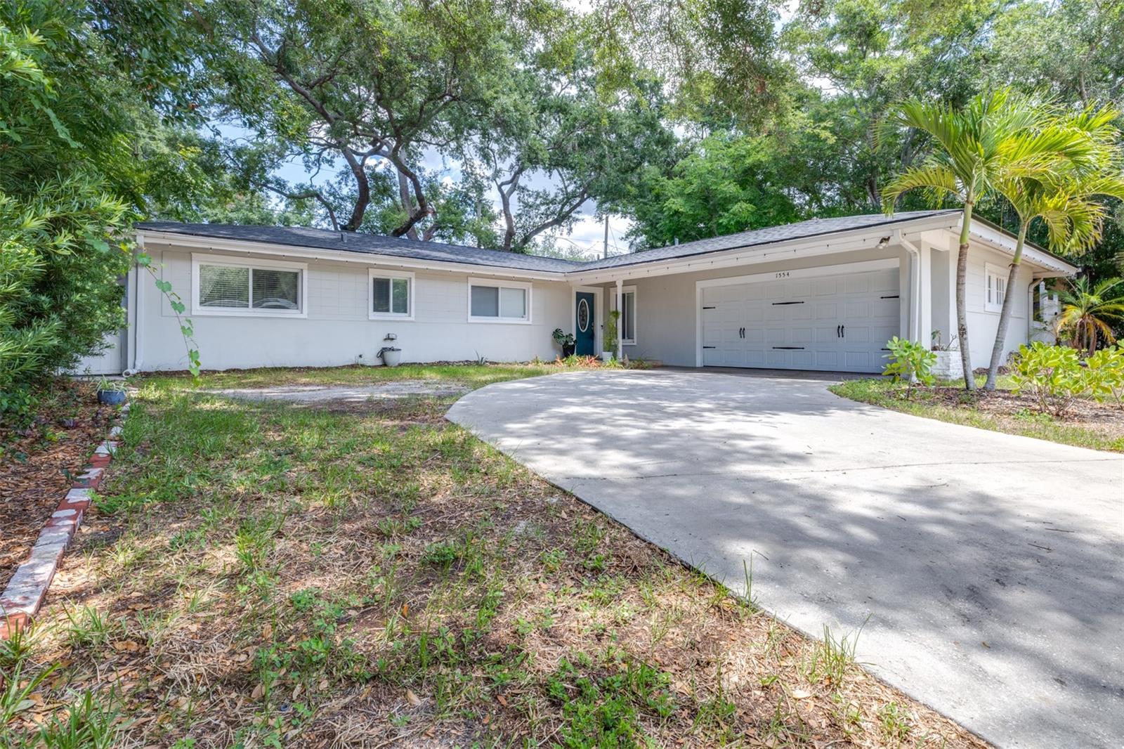 Single Family Residence in CLEARWATER, FL - Daniel Dourado