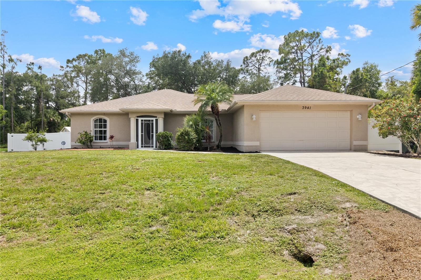 Single Family Residence in NORTH PORT, FL - Daniel Dourado
