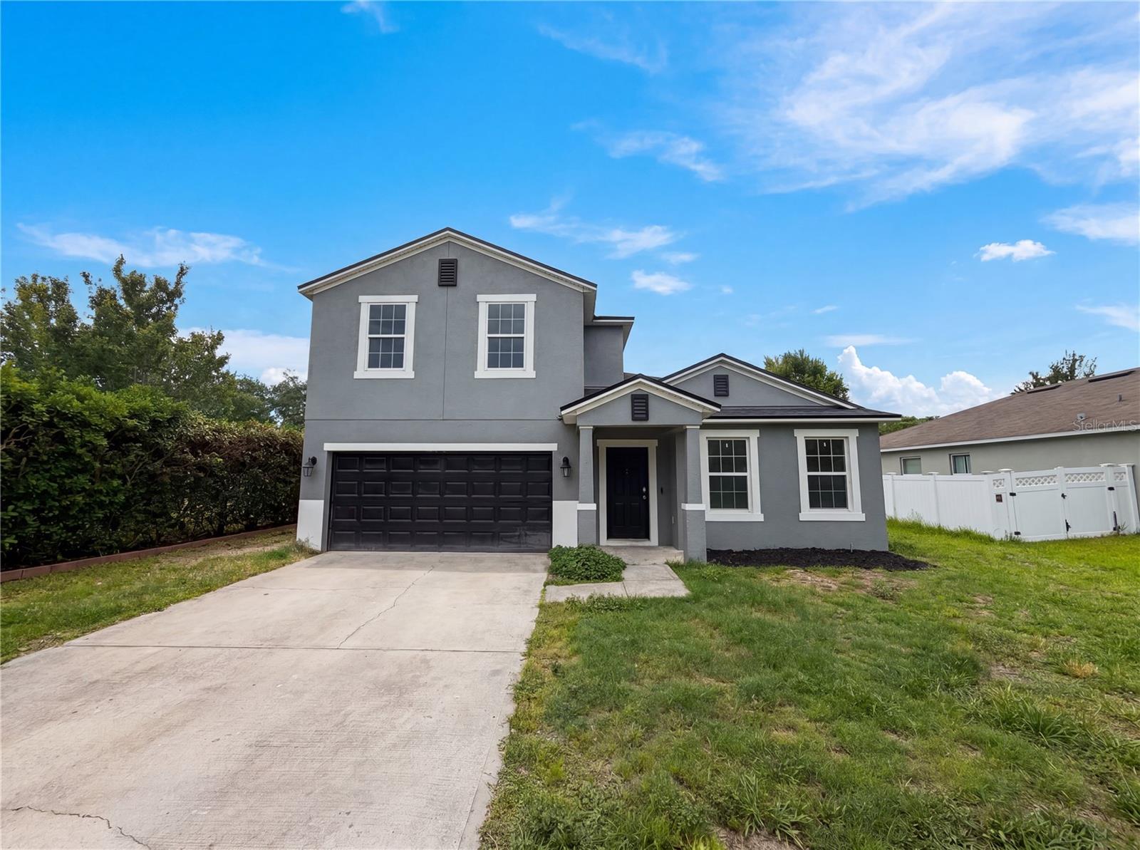 Single Family Residence in TAVARES, FL - Daniel Dourado