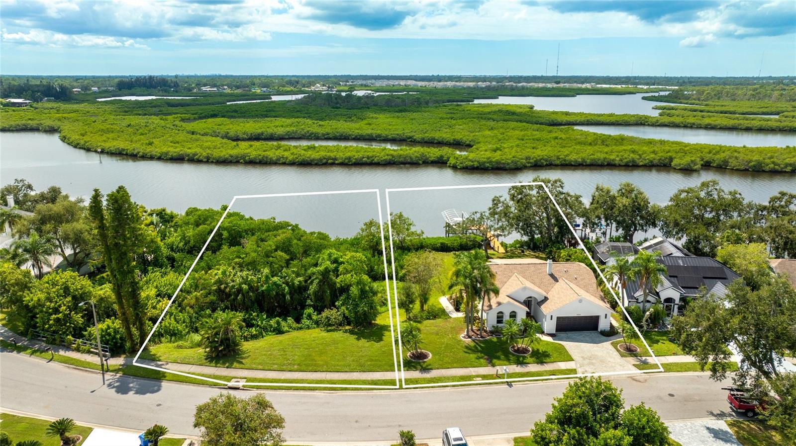 Single Family Residence em BRADENTON, FL - Daniel Dourado