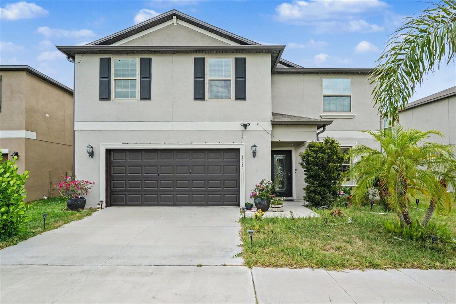 Single Family Residence in SUN CITY CENTER, FL - Daniel Dourado
