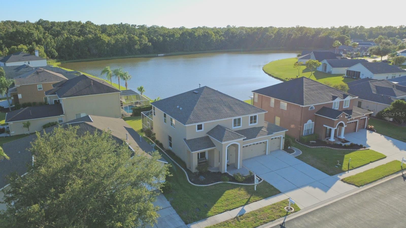 Single Family Residence in LAND O LAKES, FL - Daniel Dourado
