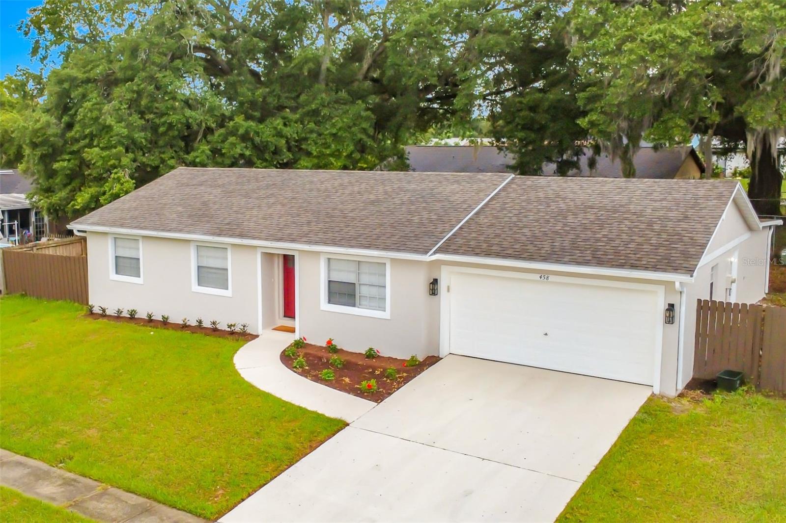 Single Family Residence in ALTAMONTE SPRINGS, FL - Daniel Dourado