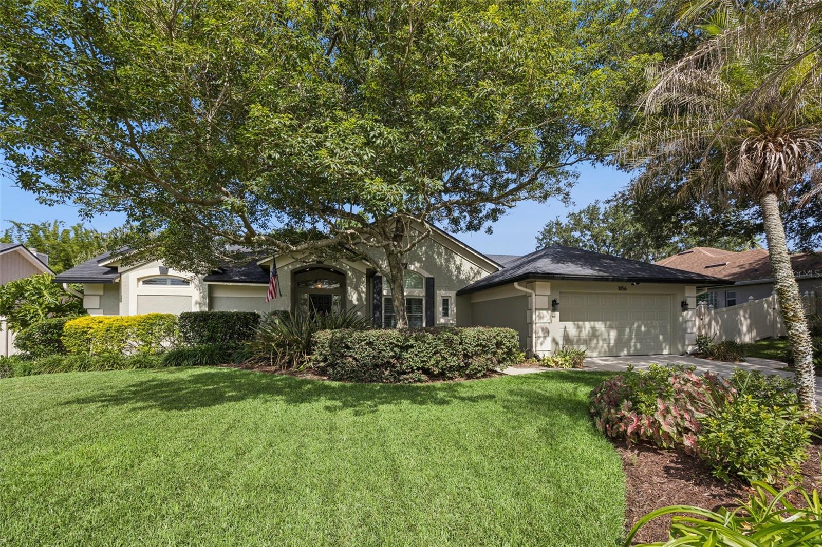 Single Family Residence em OVIEDO, FL - Daniel Dourado