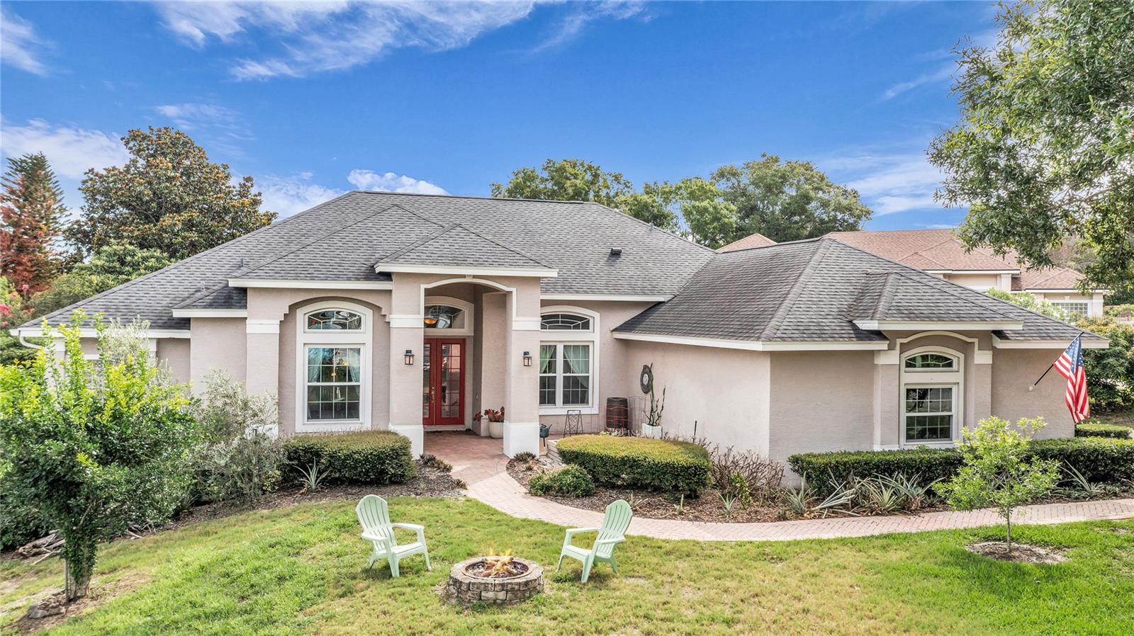 Single Family Residence in ORLANDO, FL - Daniel Dourado