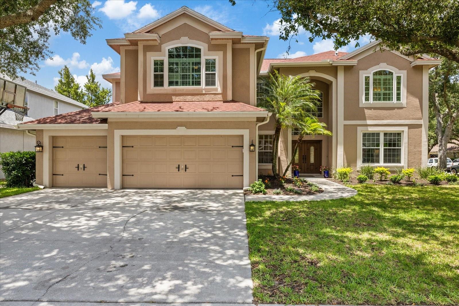 Single Family Residence in PALM HARBOR, FL - Daniel Dourado