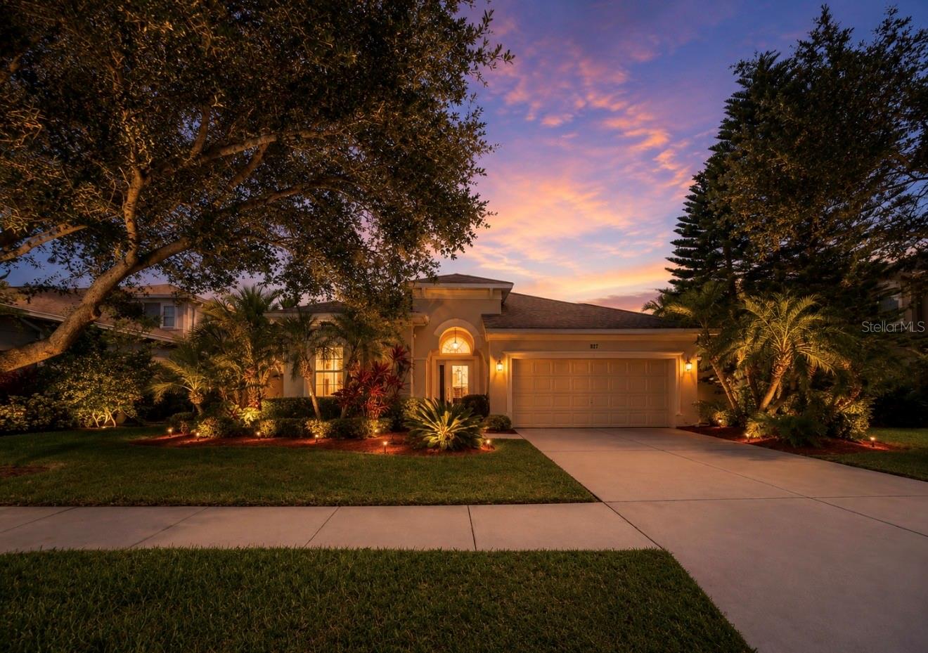 Single Family Residence in RUSKIN, FL - Daniel Dourado