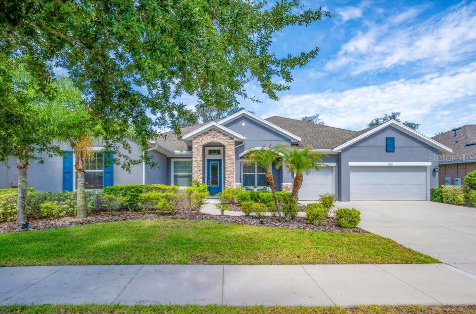 Single Family Residence in BRANDON, FL - Daniel Dourado
