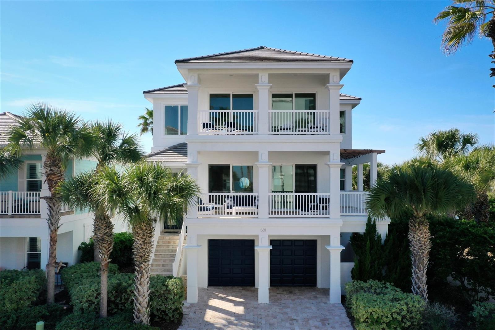 Single Family Residence in PALM COAST, FL - Daniel Dourado