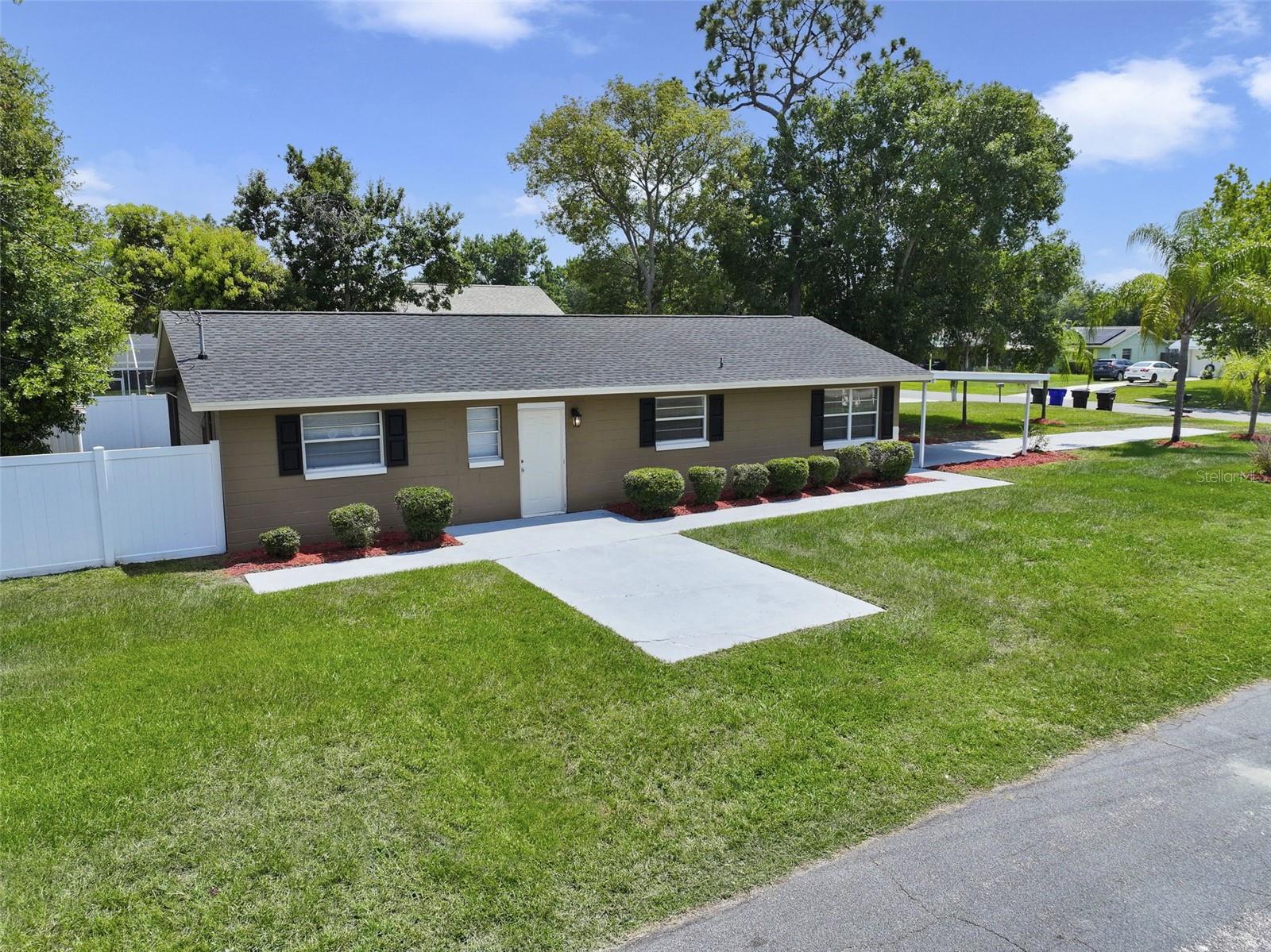 Single Family Residence em ST CLOUD, FL - Daniel Dourado