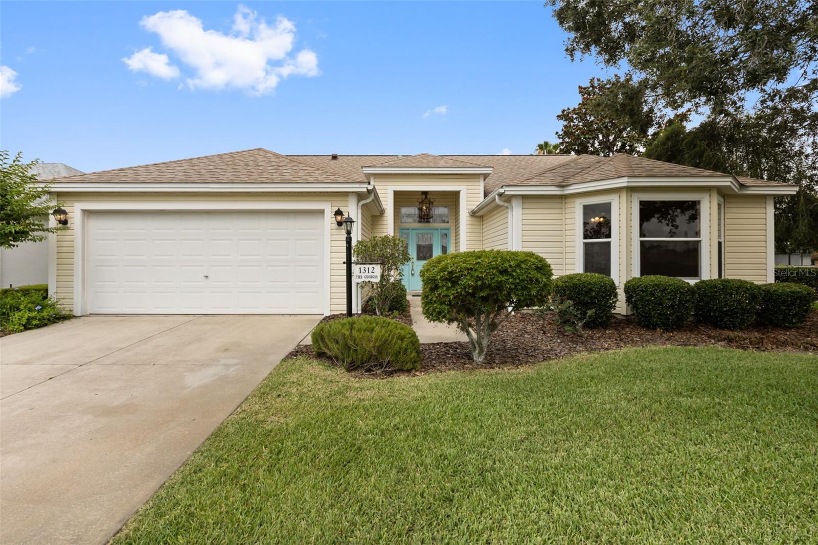 Single Family Residence in THE VILLAGES, FL - Daniel Dourado