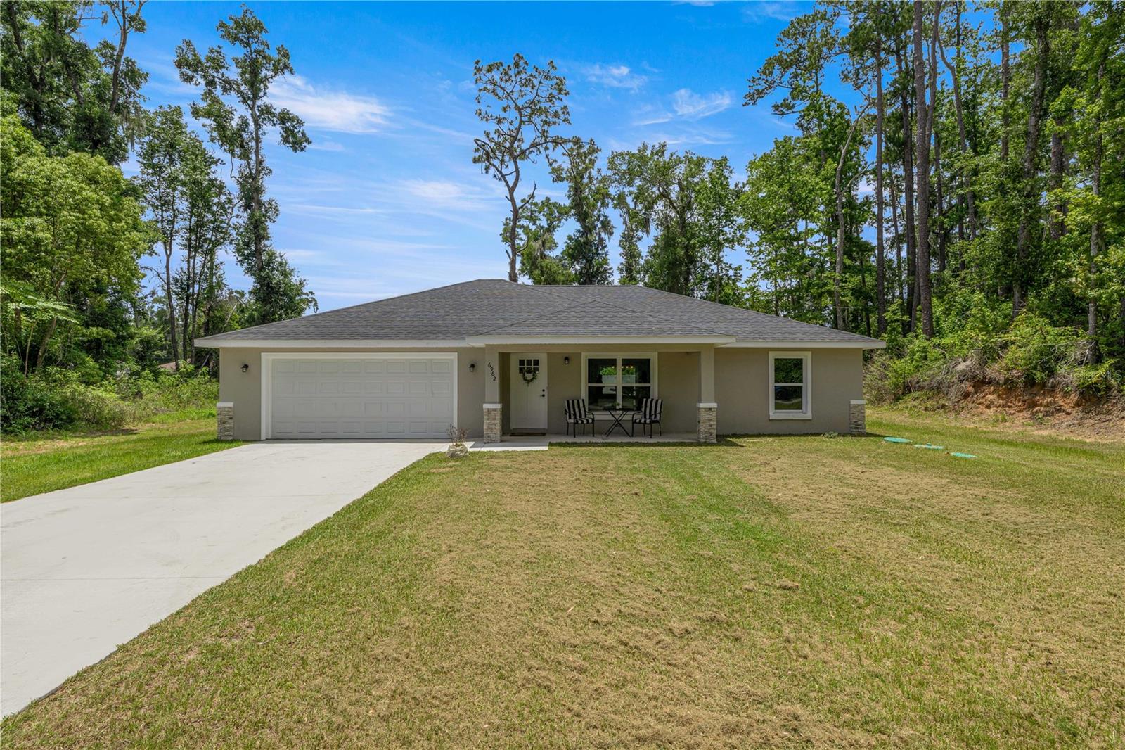 Single Family Residence in BELLEVIEW, FL - Daniel Dourado