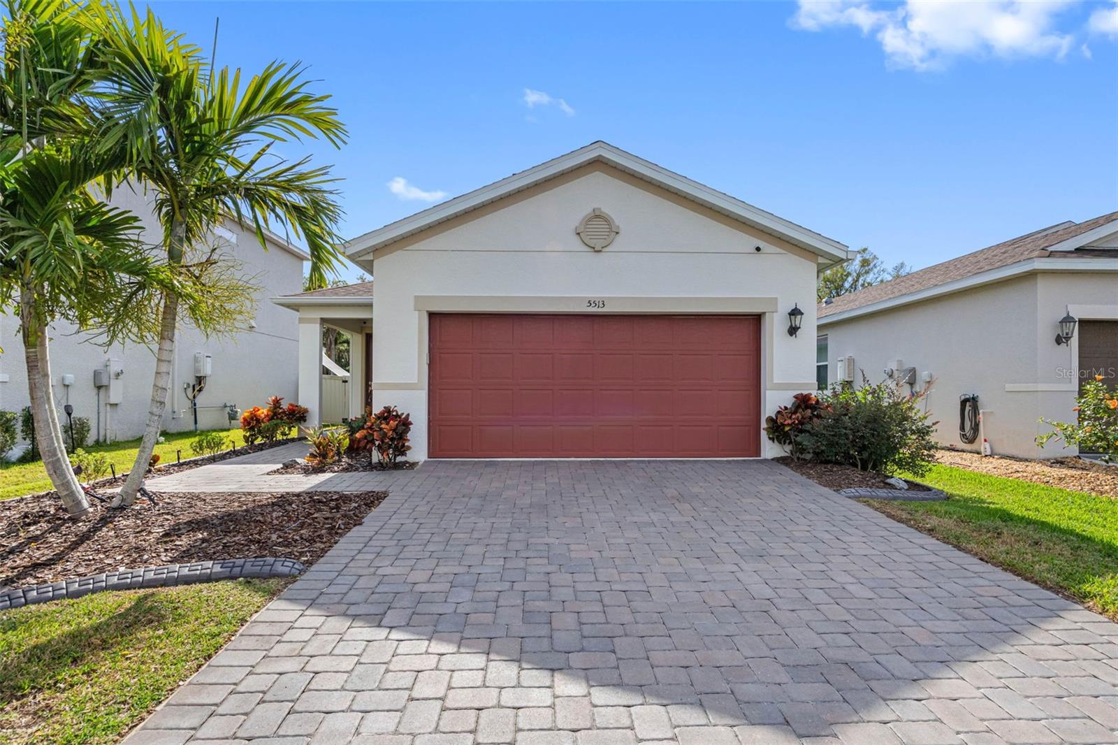 Single Family Residence in PALMETTO, FL - Daniel Dourado