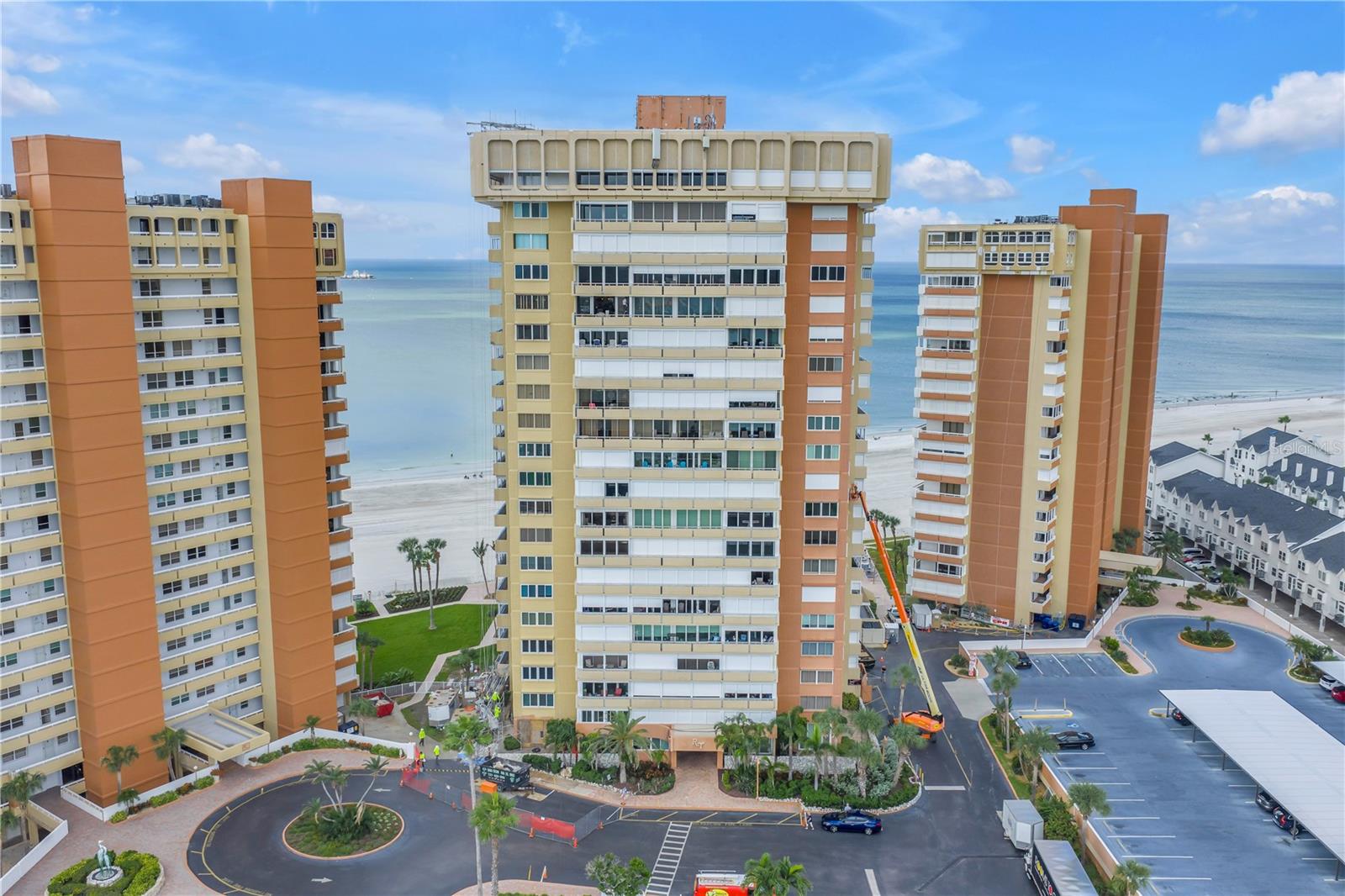 Condominium em REDINGTON SHORES, FL - Daniel Dourado