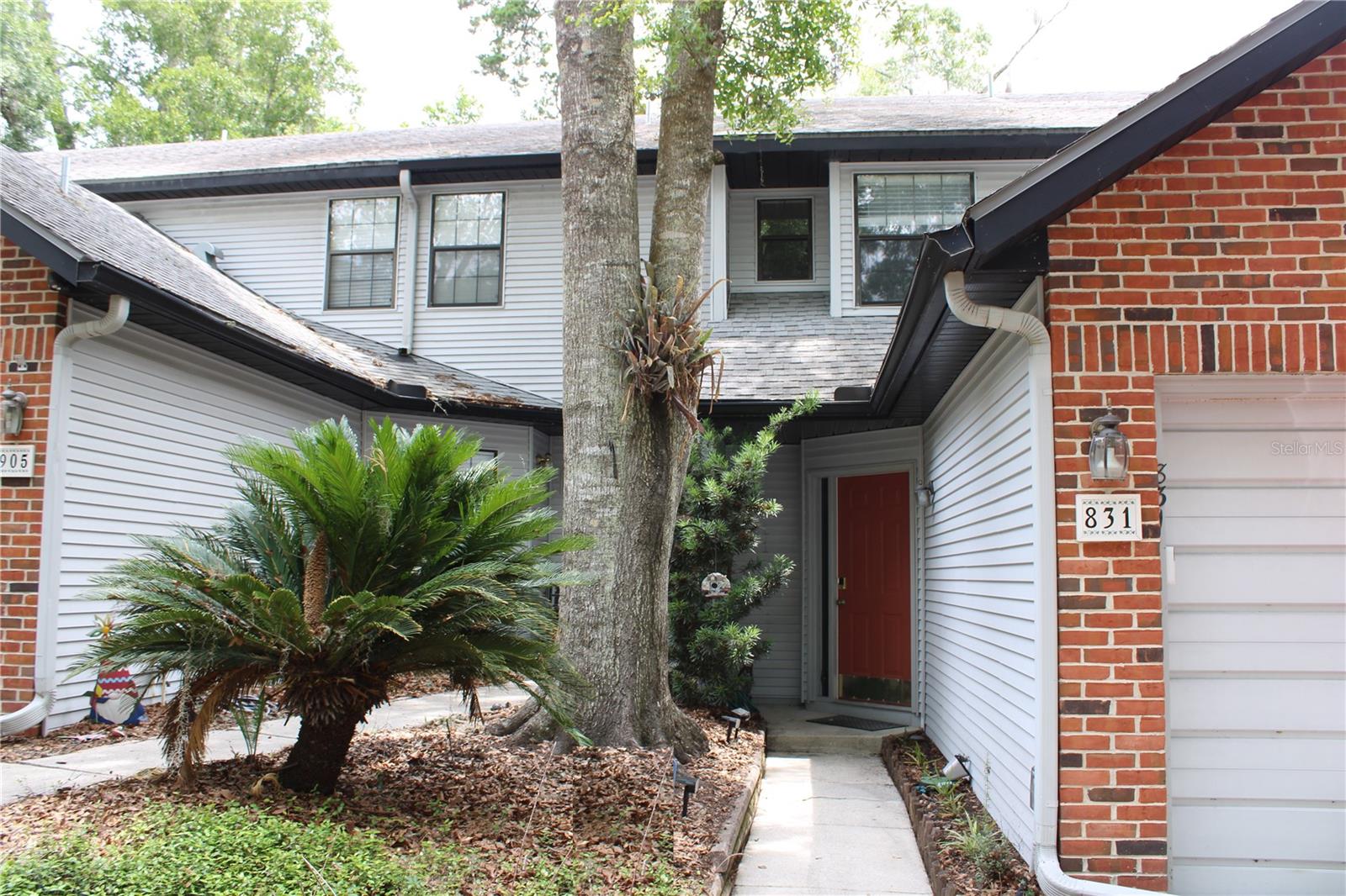 Townhouse in GAINESVILLE, FL - Daniel Dourado