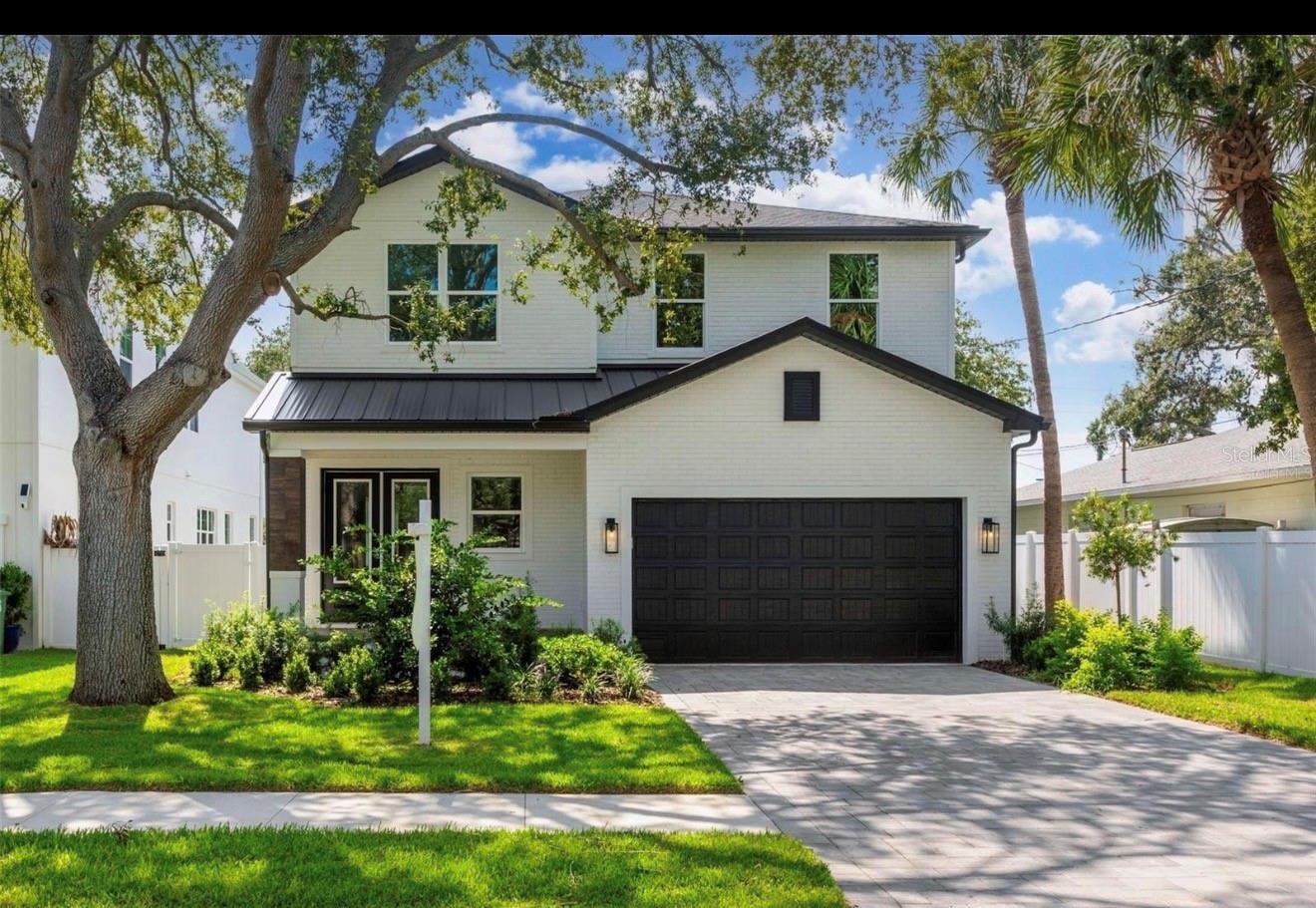 Single Family Residence in TAMPA, FL - Daniel Dourado