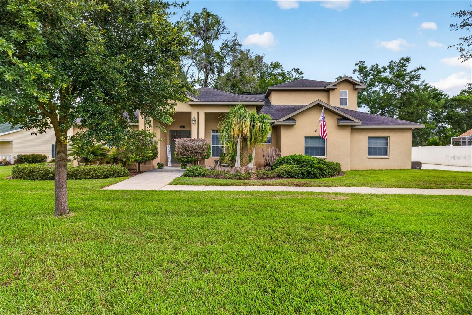 Single Family Residence em SAN ANTONIO, FL - Daniel Dourado