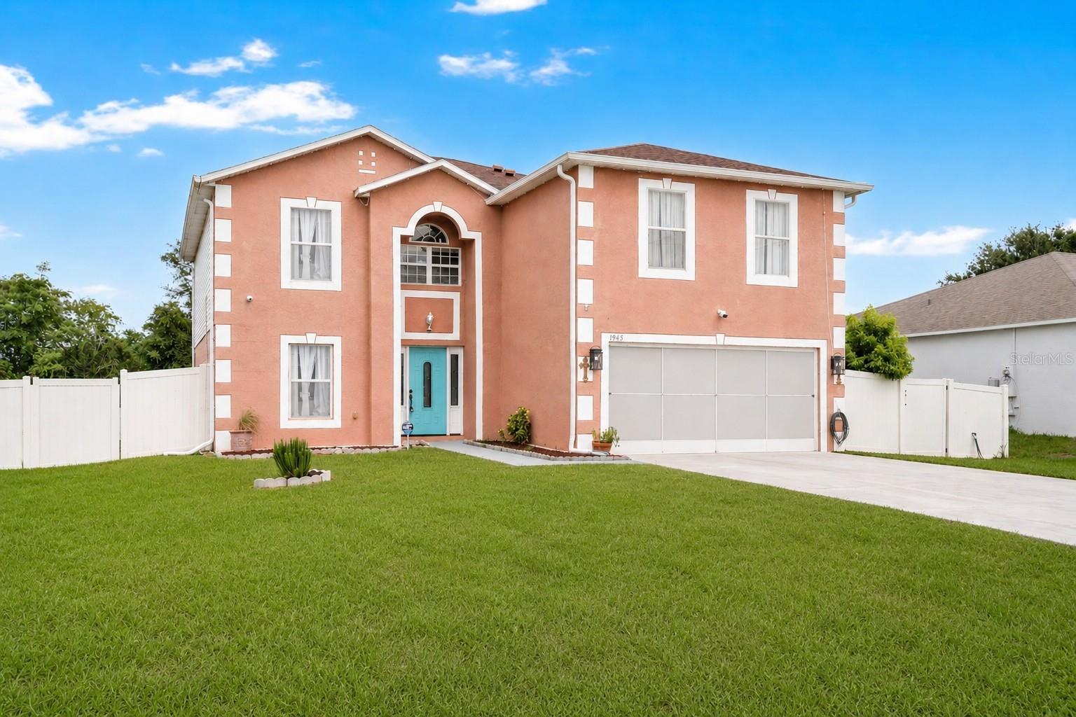 Single Family Residence in KISSIMMEE, FL - Daniel Dourado