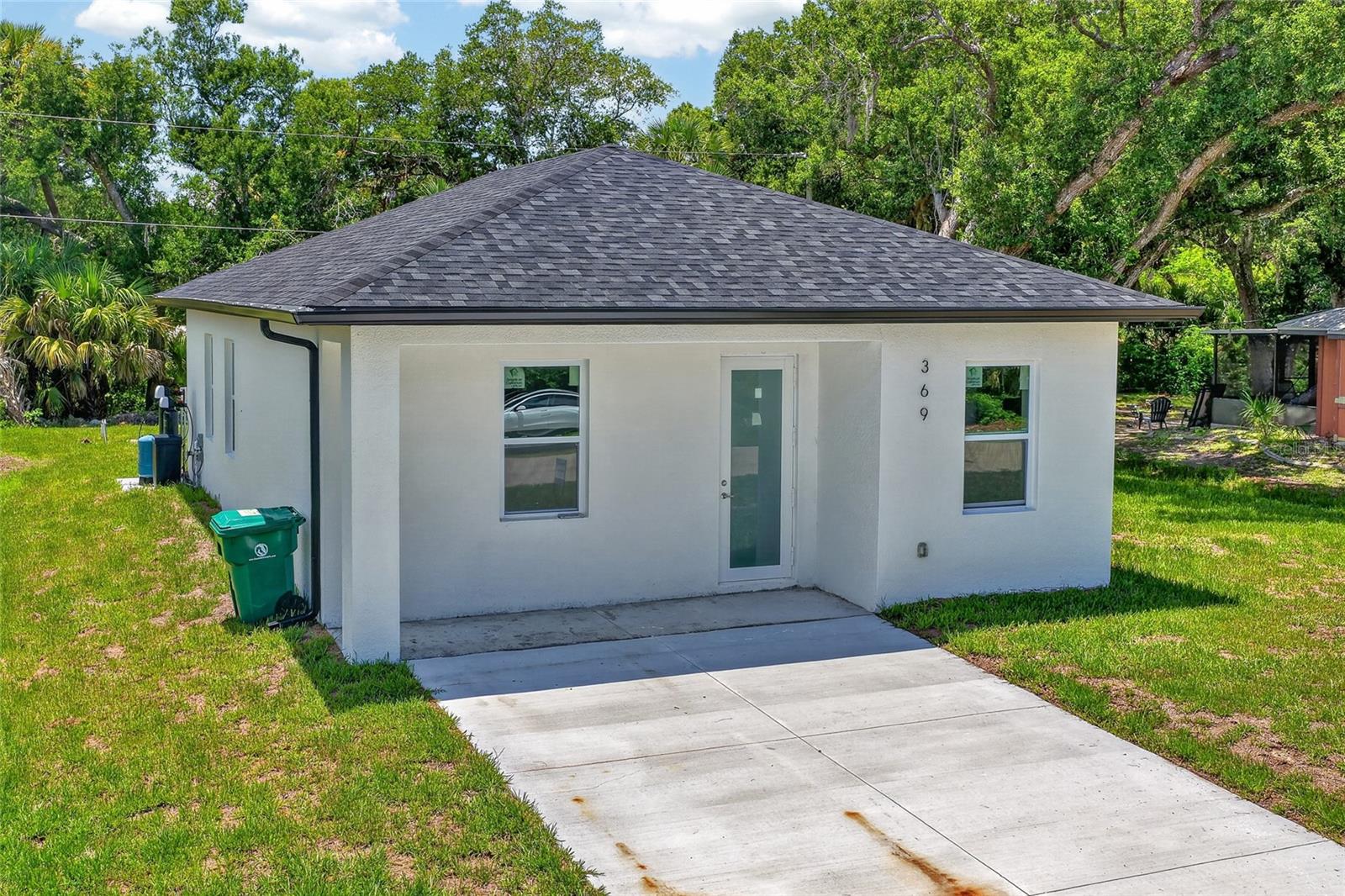 Single Family Residence in PORT CHARLOTTE, FL - Daniel Dourado