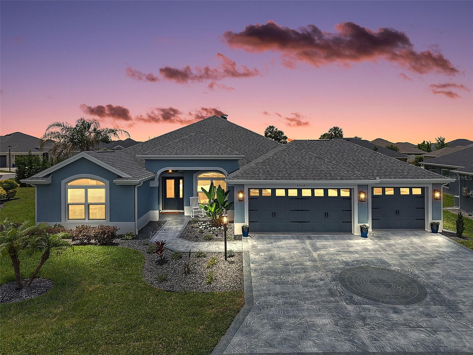 Single Family Residence in THE VILLAGES, FL - Daniel Dourado