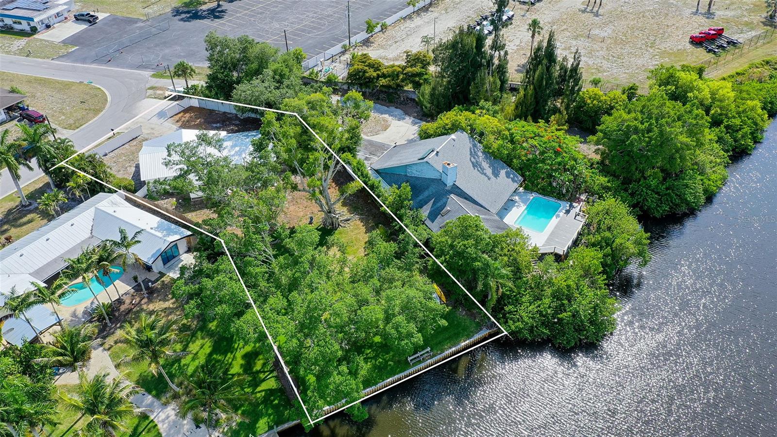 Single Family Residence em SARASOTA, FL - Daniel Dourado