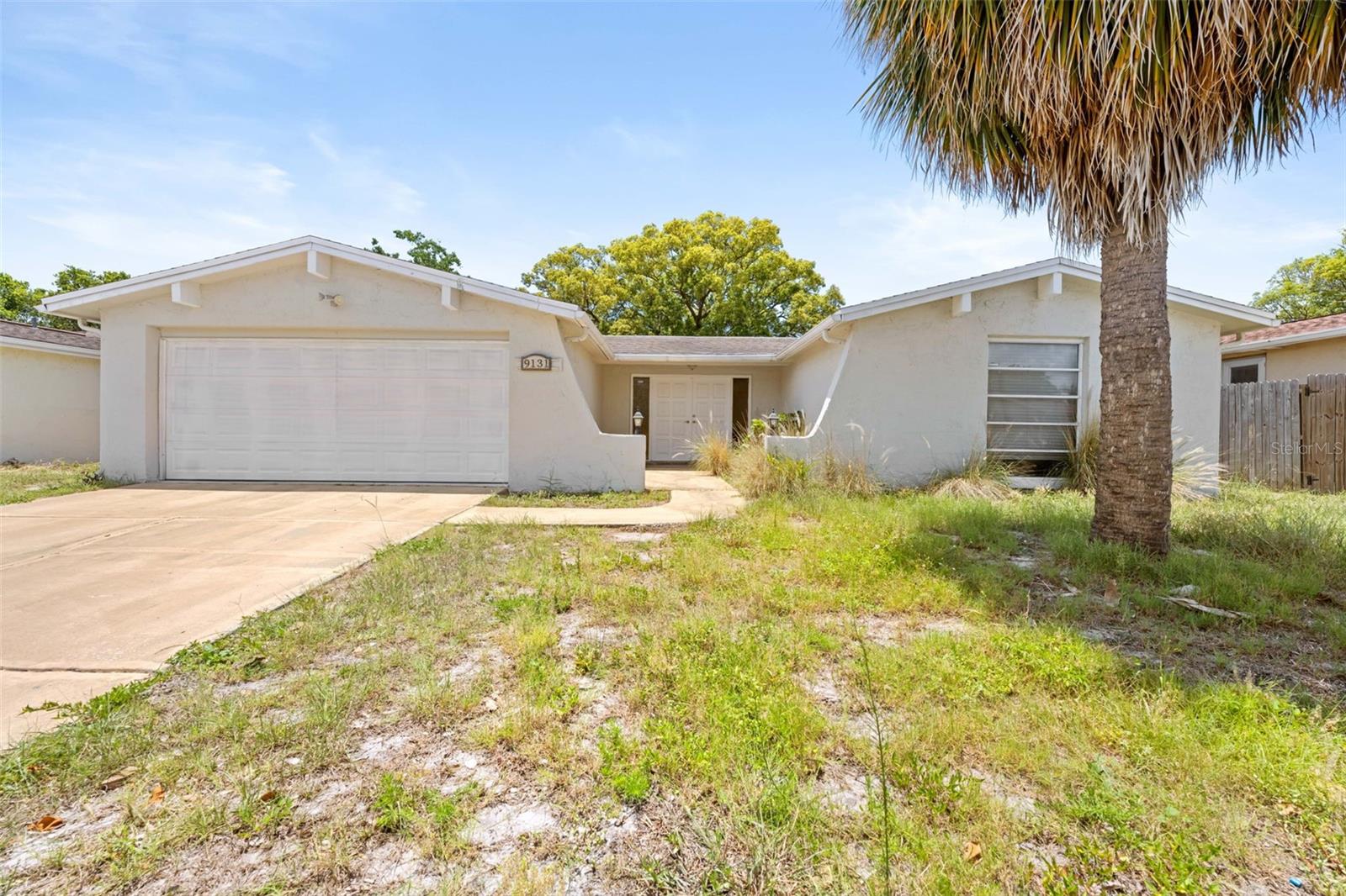 Single Family Residence in PORT RICHEY, FL - Daniel Dourado
