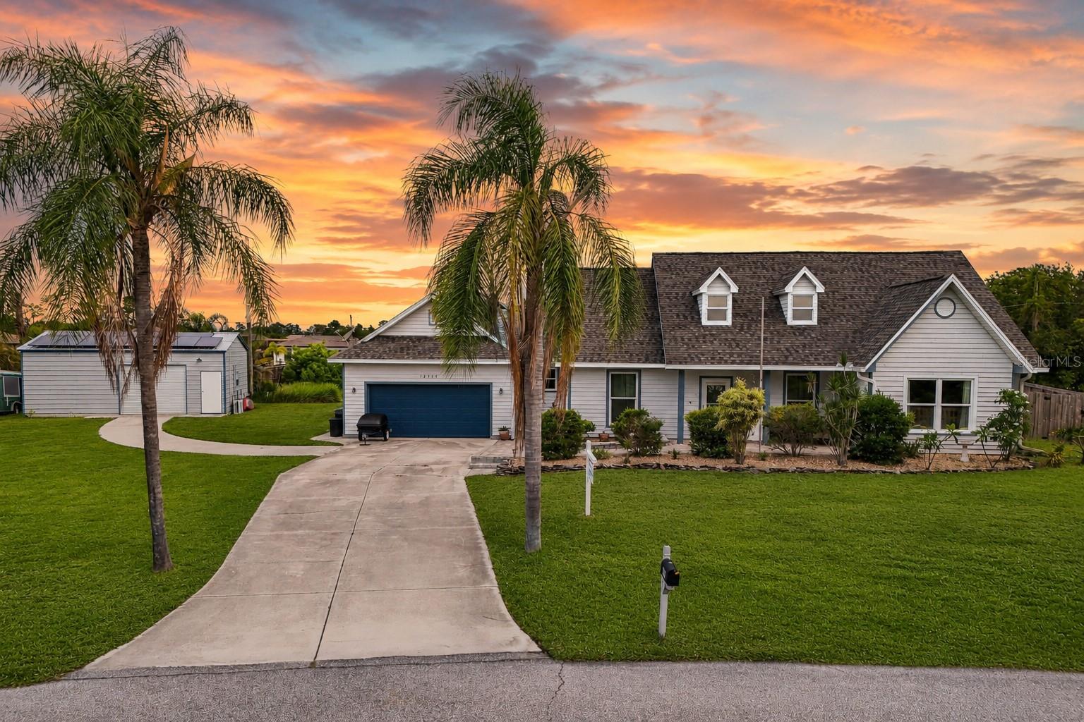 Single Family Residence in PORT CHARLOTTE, FL - Daniel Dourado