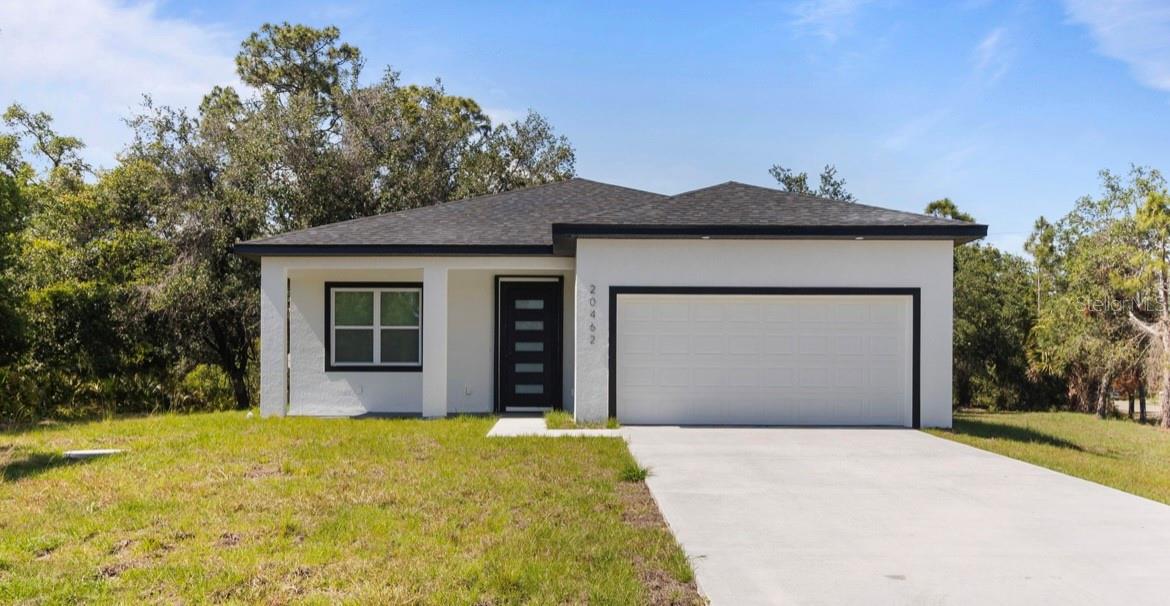 Single Family Residence in PORT CHARLOTTE, FL - Daniel Dourado