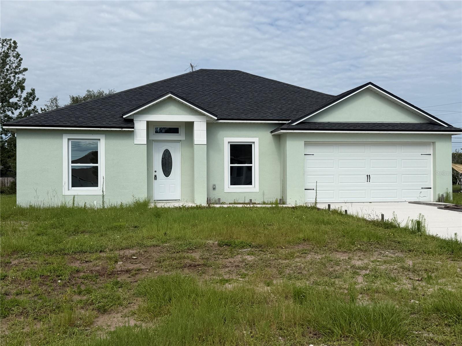 Single Family Residence in DELTONA, FL - Daniel Dourado