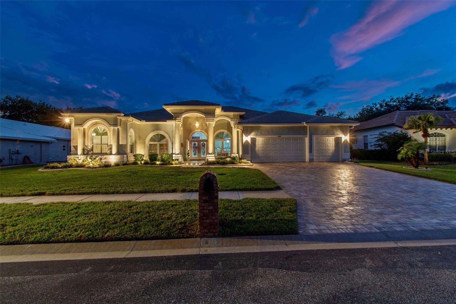 Single Family Residence in TARPON SPRINGS, FL - Daniel Dourado
