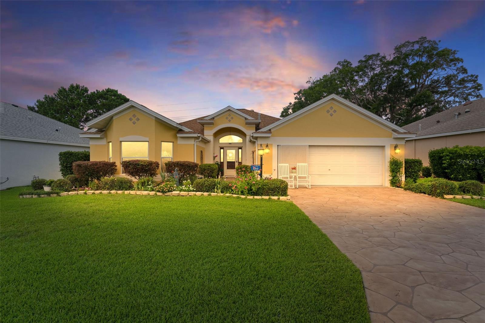 Single Family Residence in THE VILLAGES, FL - Daniel Dourado
