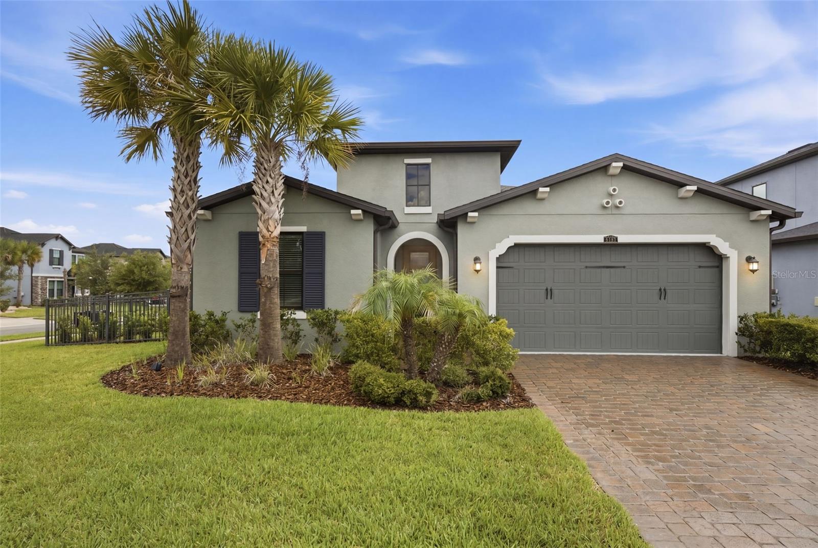 Single Family Residence in WESLEY CHAPEL, FL - Daniel Dourado