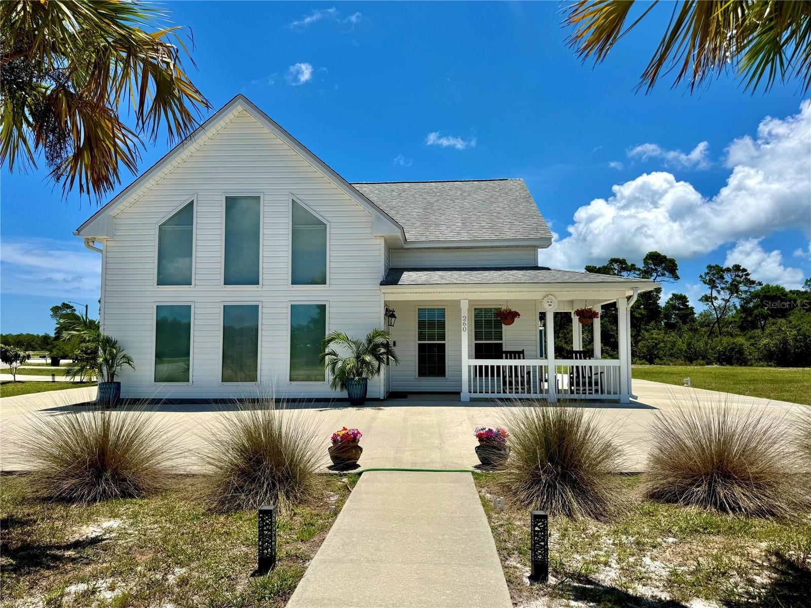 Single Family Residence in EASTPOINT, FL - Daniel Dourado