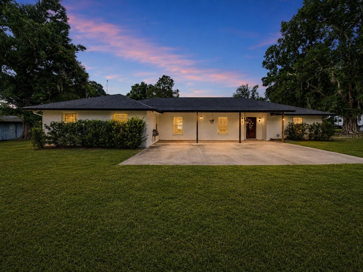 Single Family Residence in LAKELAND, FL - Daniel Dourado