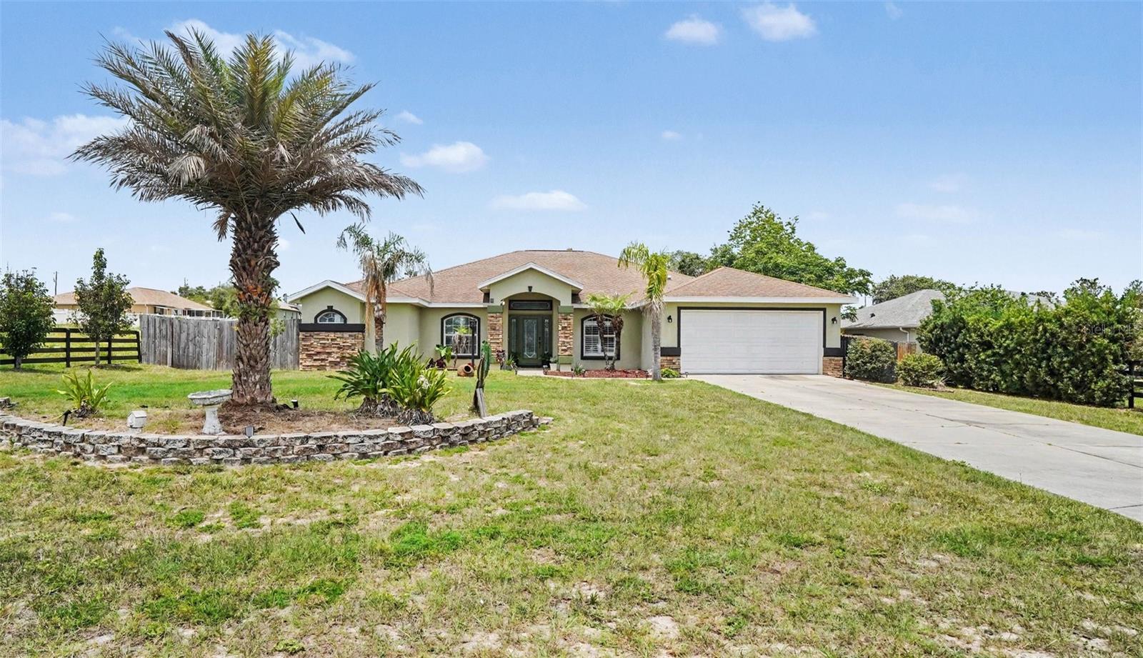 Single Family Residence in OCALA, FL - Daniel Dourado