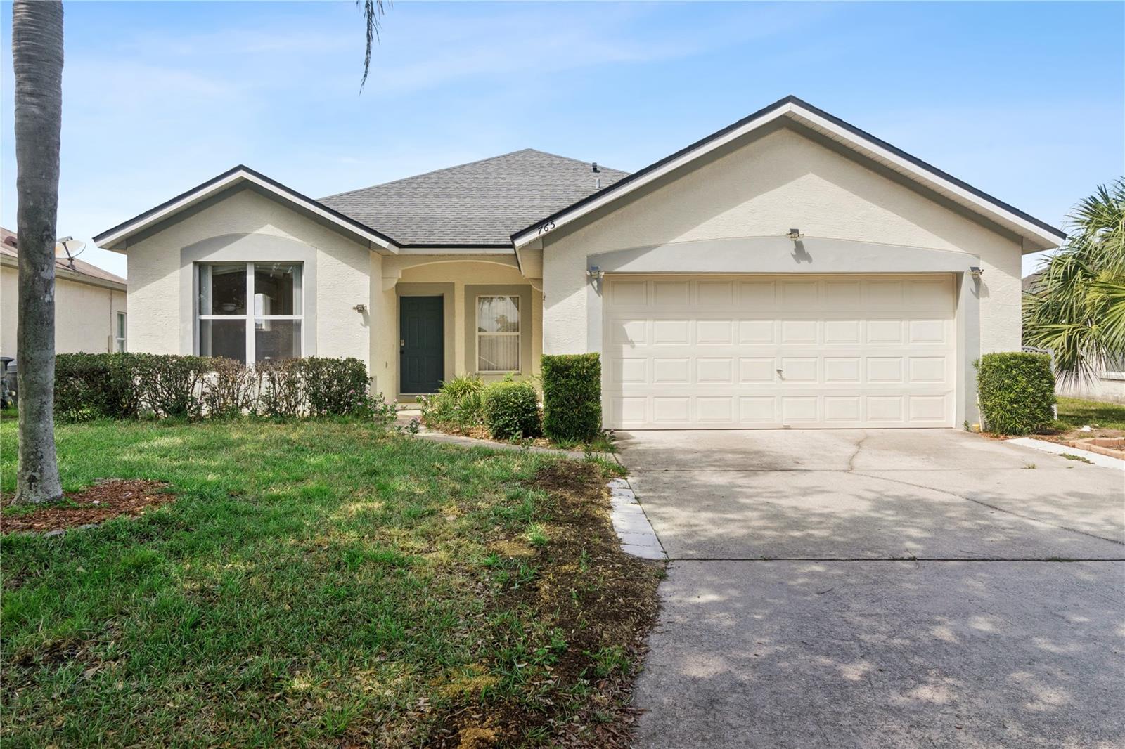 Single Family Residence in DAVENPORT, FL - Daniel Dourado