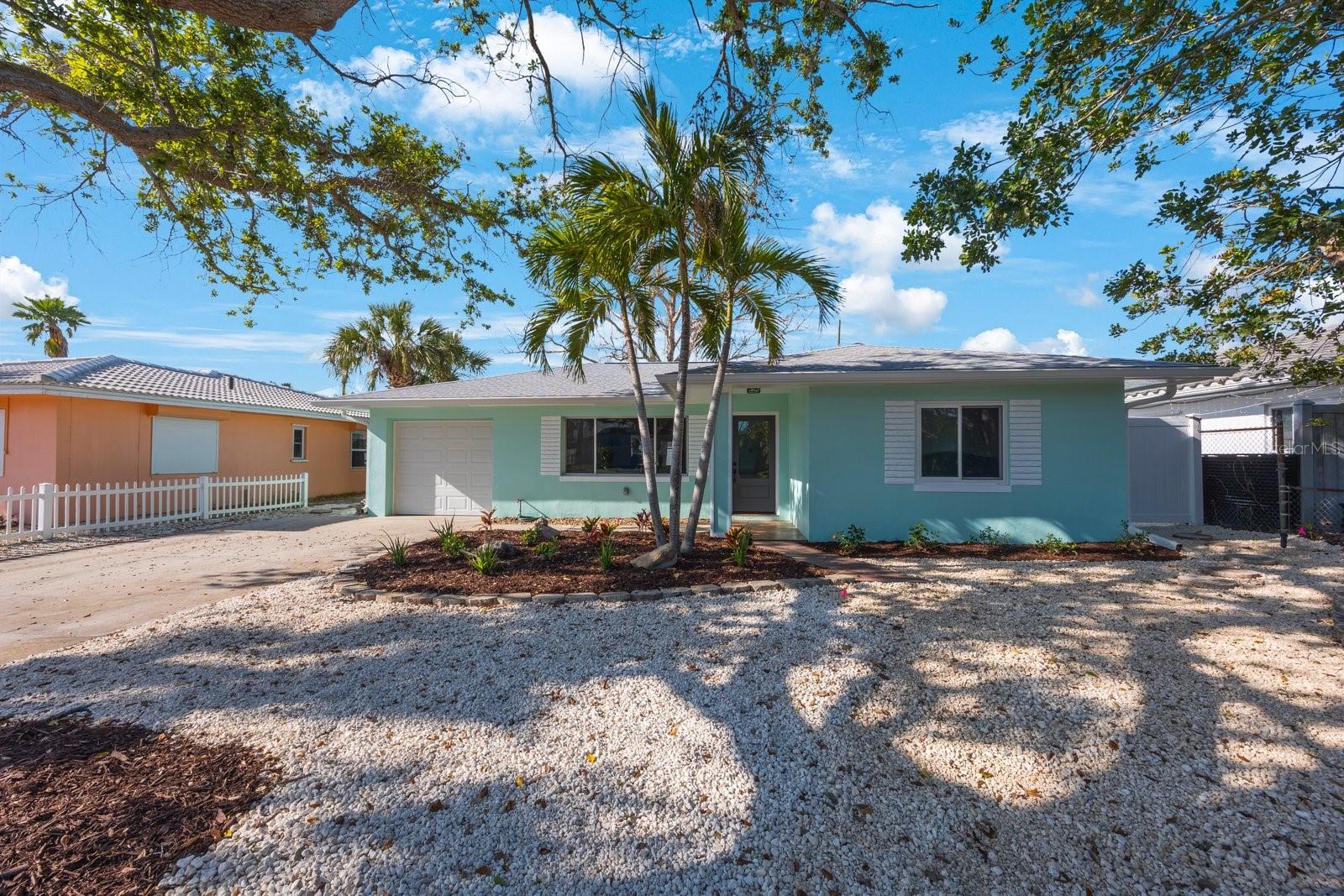 Single Family Residence em ST PETE BEACH, FL - Daniel Dourado