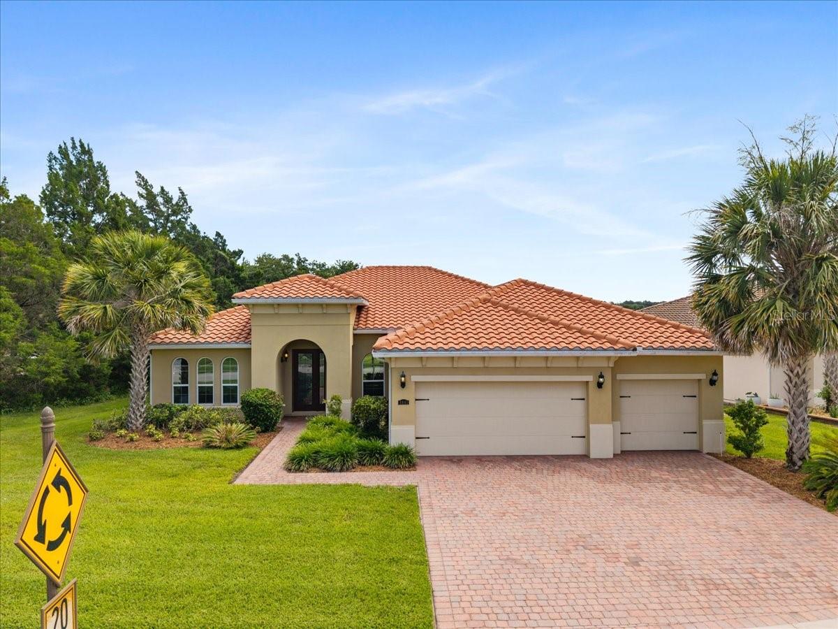 Single Family Residence in KISSIMMEE, FL - Daniel Dourado