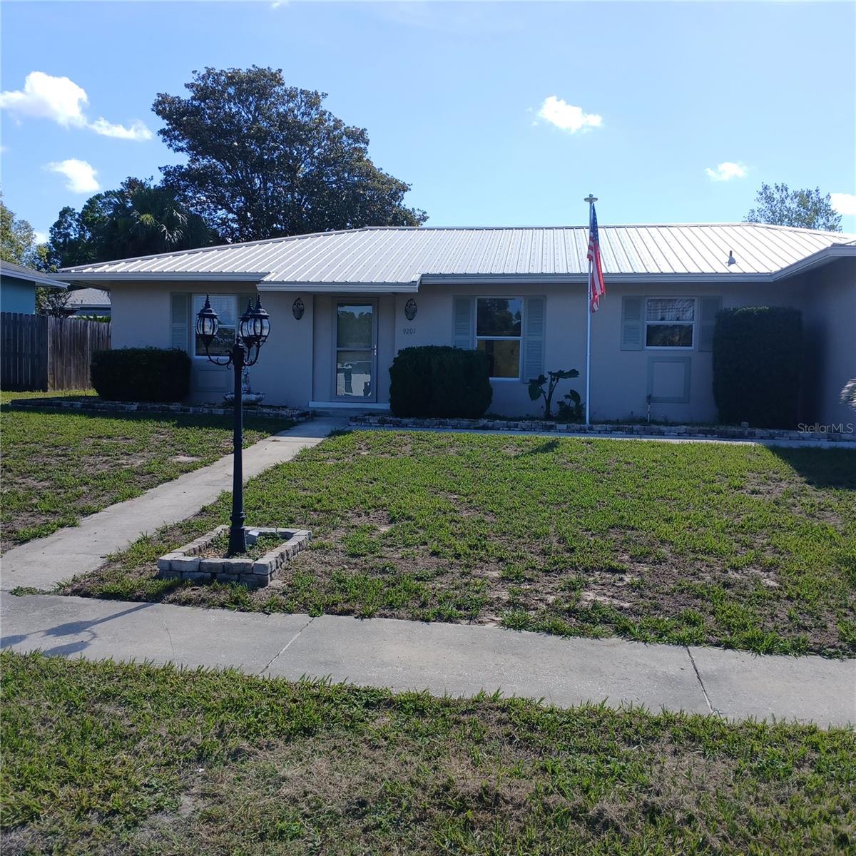 Single Family Residence in CITRUS SPRINGS, FL - Daniel Dourado
