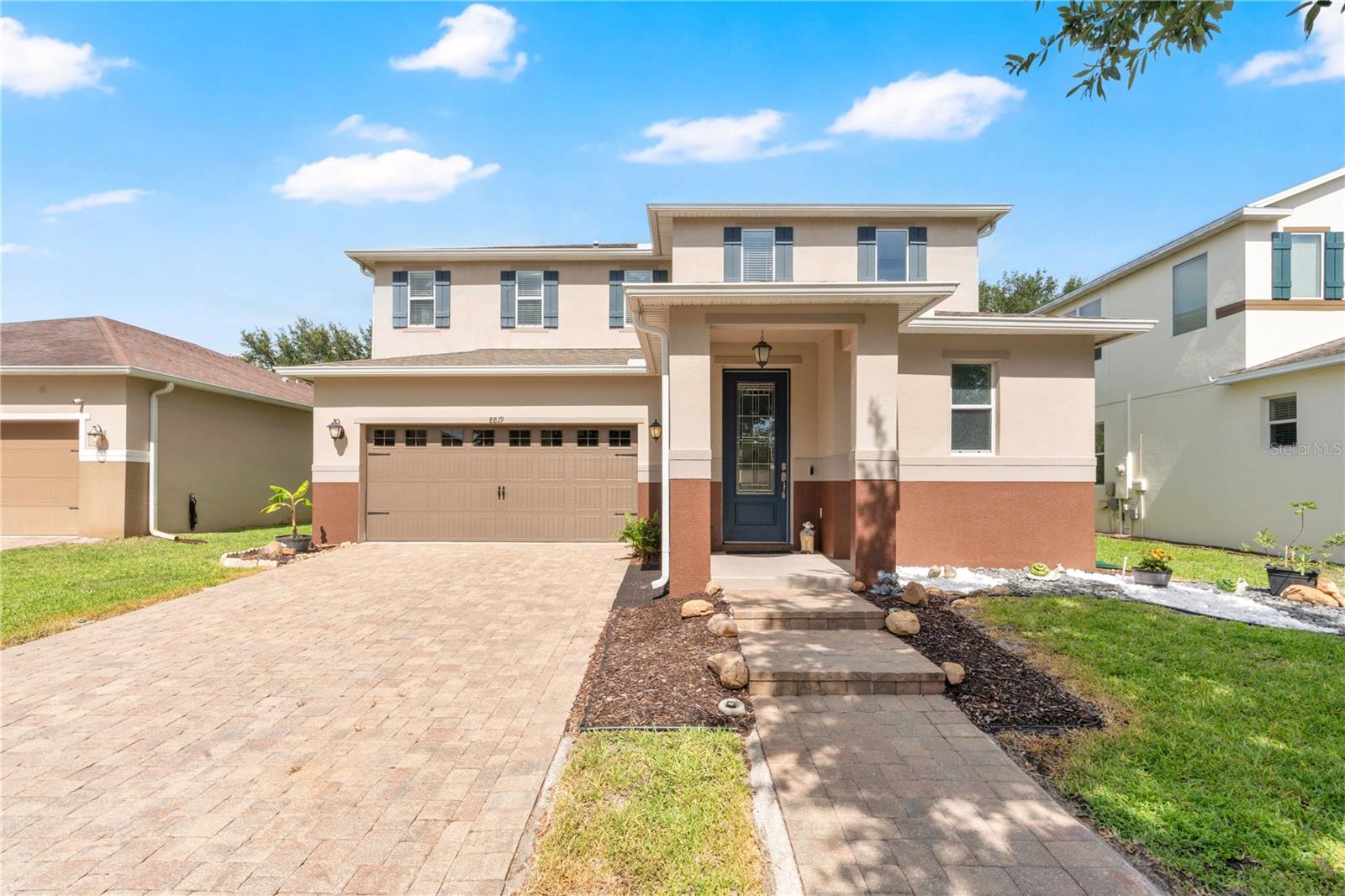 Single Family Residence in ORLANDO, FL - Daniel Dourado